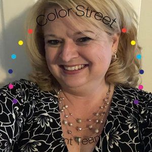 Meet your Posher, Lana